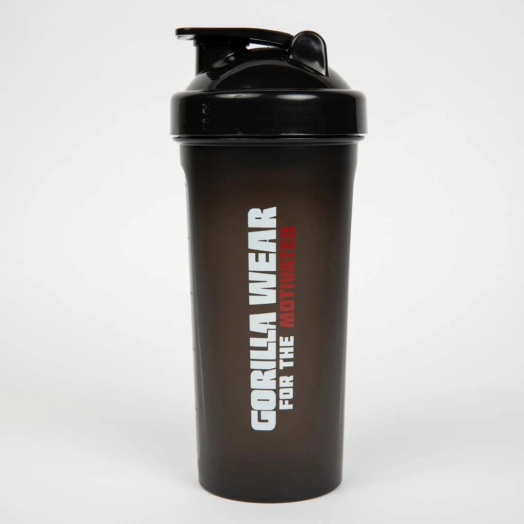 Musta 1000 ml Gorilla Wear Shaker XXL Black -muovishaker, jossa on valko-punainen logo ja kätevä kierrekorkki., kuva 1/1