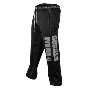 Mustat Gorilla Wear Logo Mesh Pants, joissa on harmaa logopainatus lahkeessa ja kiristysnauha vyötäröllä., kuva 2/4