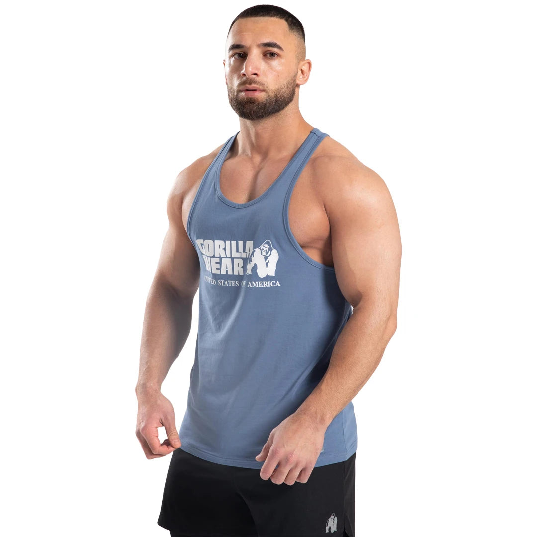 Gorilla Wear Classic Tank Top Coronet Blue, sininen puuvillainen treenitoppi suurella valkoisella rintapainatuksella., kuva 2/7
