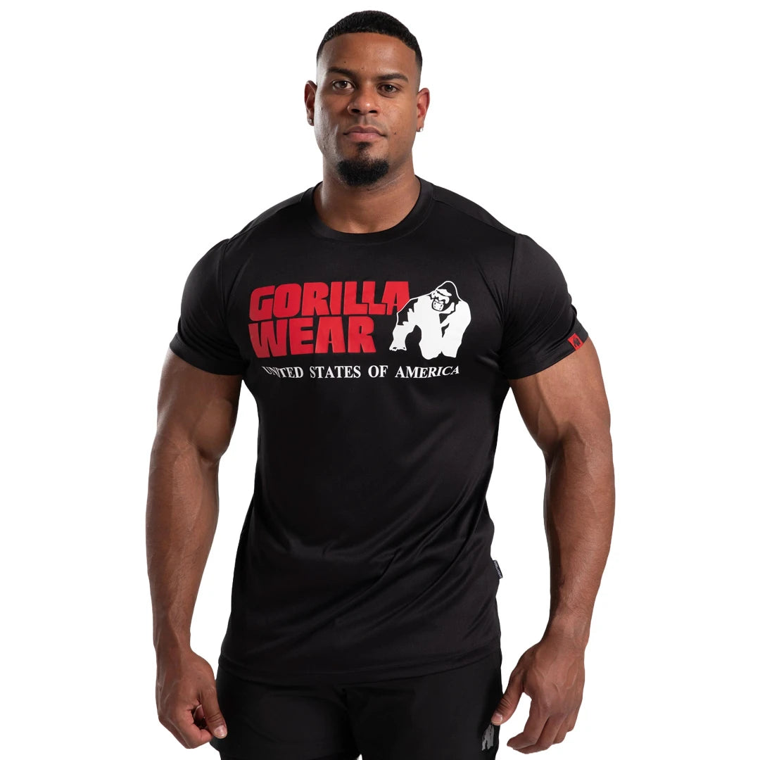 Gorilla Wear Classic Training T-Shirt Black kevyttä teknistä materiaalia suurella punavalkoisella rintalogolla., kuva 6/7