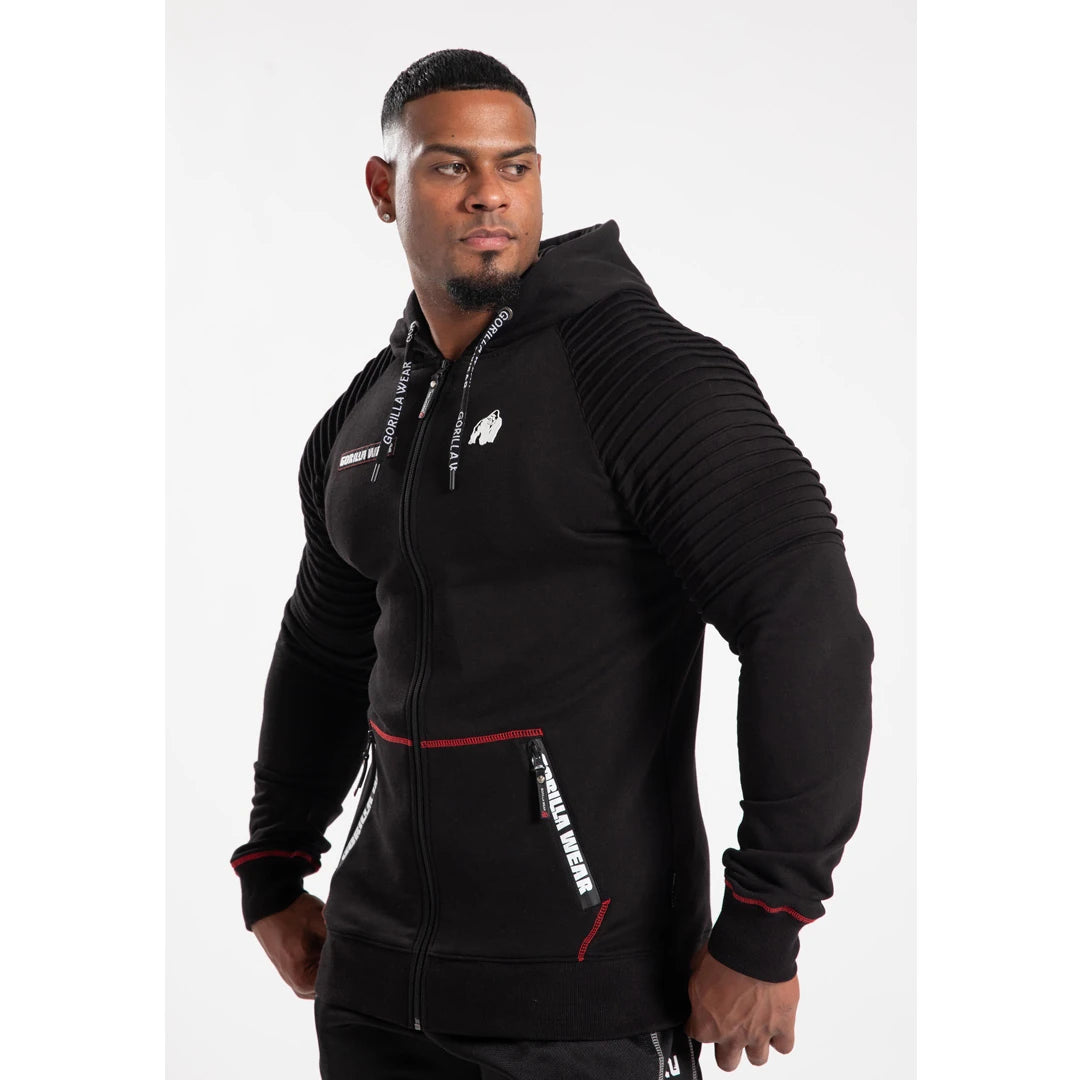 Gorilla Wear Georgia Zipped Hoodie Black, musta huppari ribatulla hartiaosalla ja punaisilla kontrastisaumoilla.
