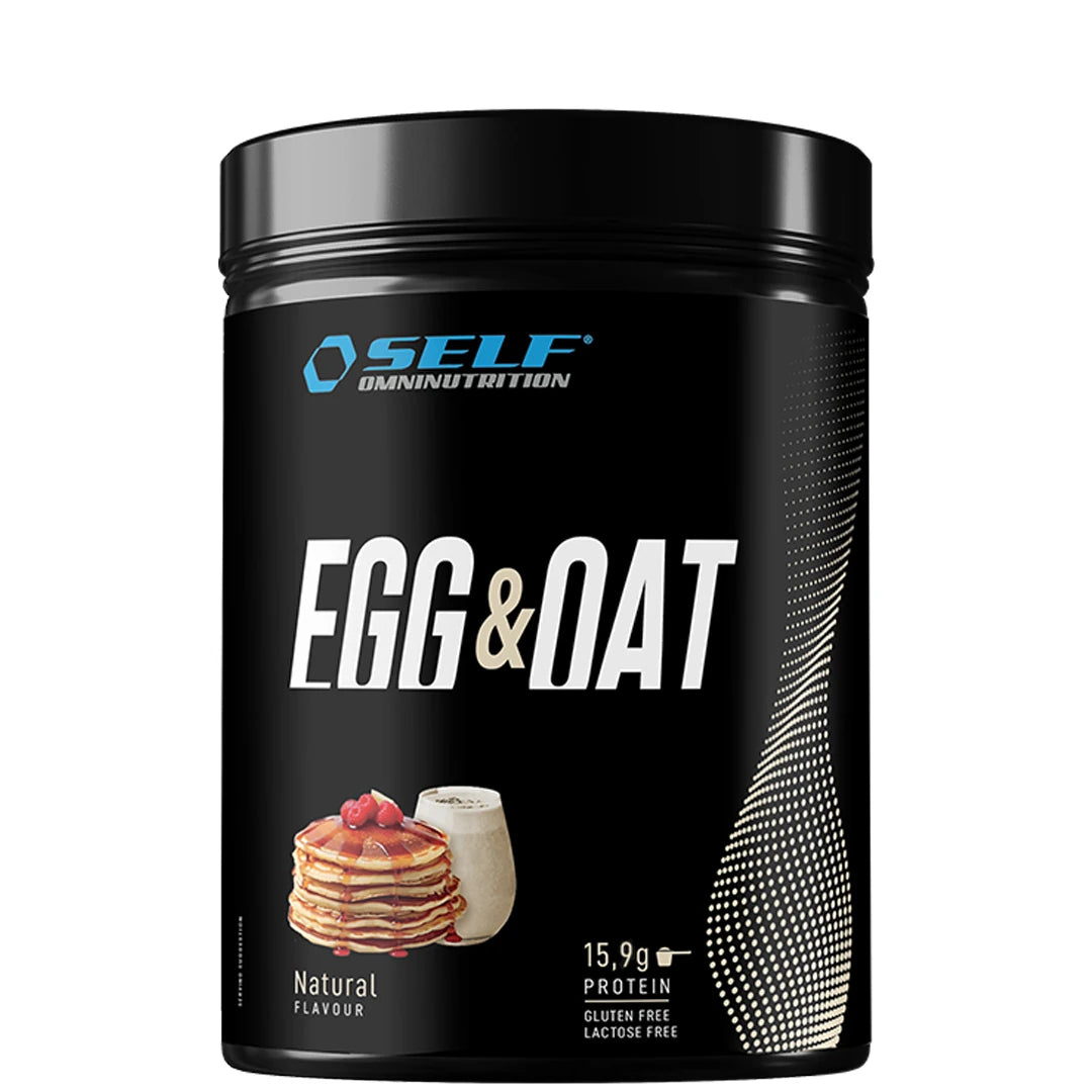 Svart burk med Self Omninutrition Egg &amp; Oat 480 g, smak Natural, med bild på pannkakor på framsidan., bild 1 av 1