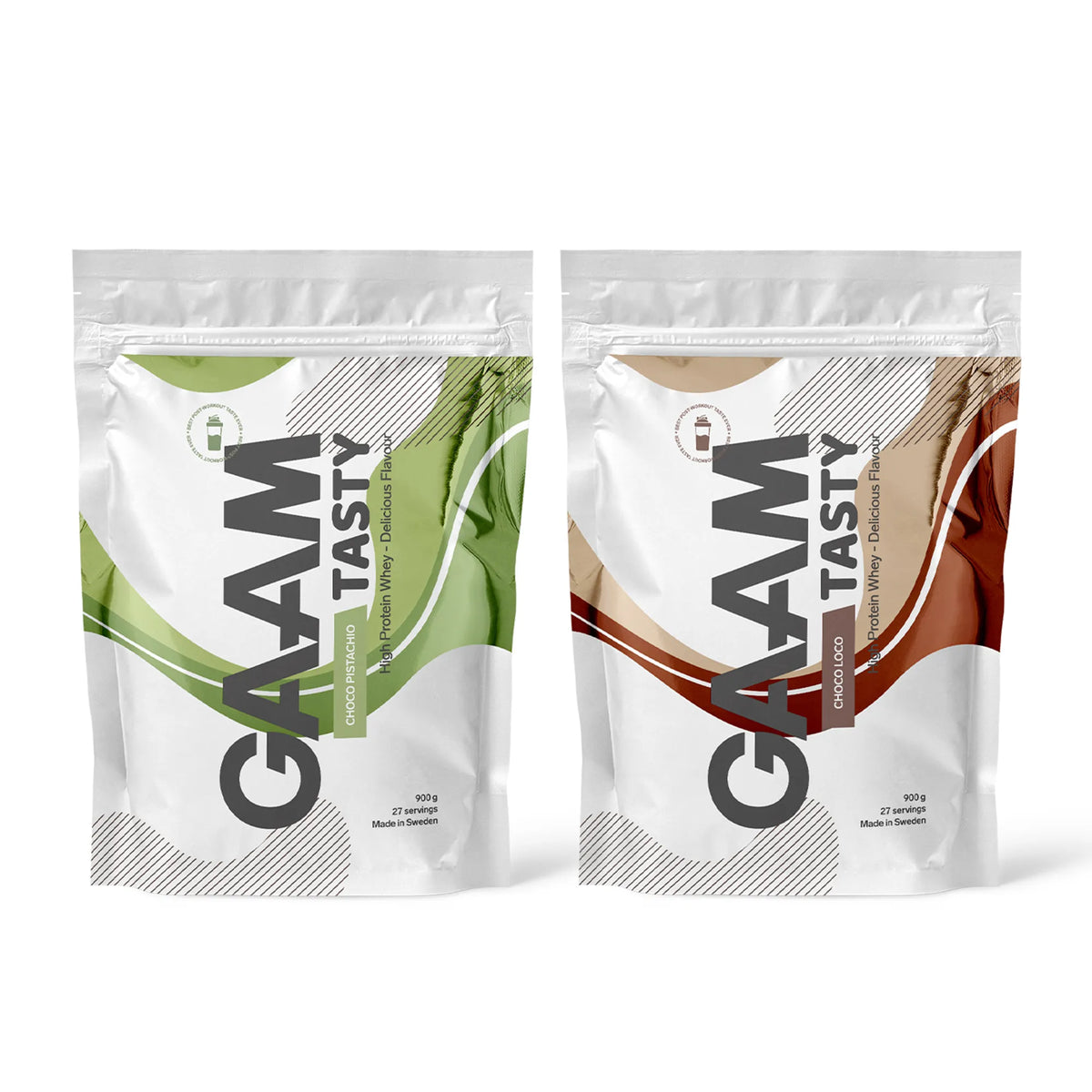 2 x GAAM Tasty Whey proteiinijauhe 900 g kahdessa valkoisessa pussissa vihreillä ja ruskeilla yksityiskohdilla mauissa Choco Pistachio ja Choco Loco.