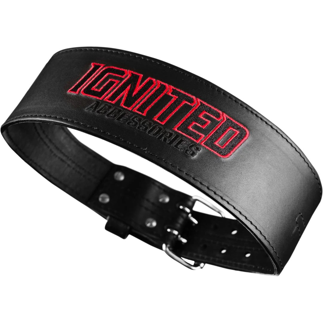 Musta nahkainen Ignited Premium Lever Belt Black -nostovyö punaisella Ignited-logolla., kuva 5/5