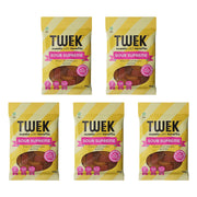 Fem påsar 5 x Tweek Sweets 80 g Sour Supreme godis med gul- och vitrandig design och rosa detaljer.