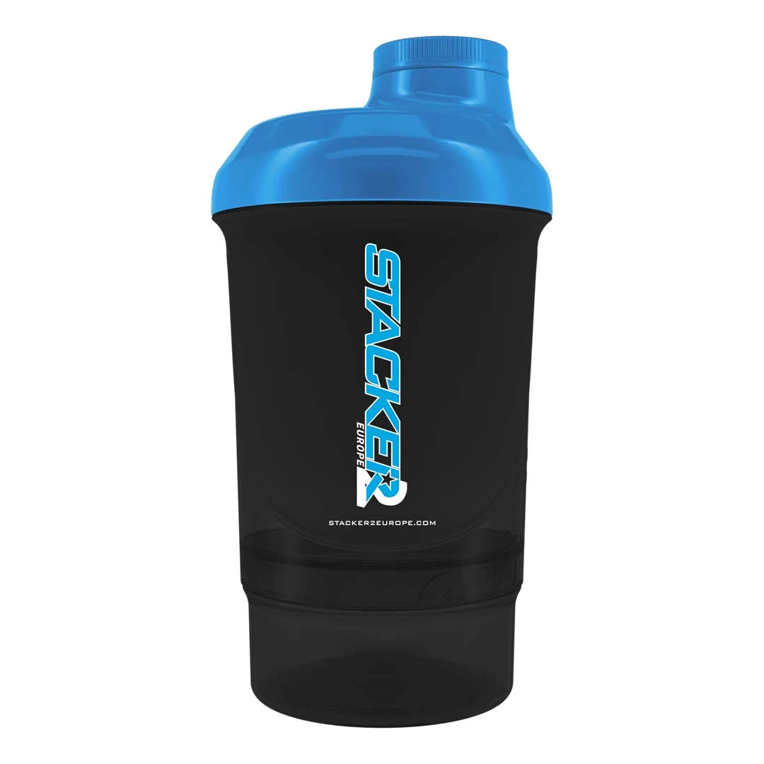 Pieni musta Stacker2 Europe Shaker Bottle 300 ml -muovishakeri sinisellä kierrekorkilla., kuva 1/1