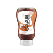 GAAM Syrup 350 ml läpinäkyvässä pullossa, jossa on valko-oranssi etiketti ja toffeepalojen kuva, makuna Salted Caramel.