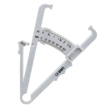 Valkoinen muovinen C.P. Sports Fat Caliper -rasvamitta selkeällä mitta-asteikolla., kuva 1/1