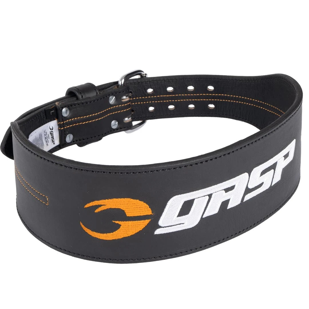 Musta nahkainen GASP Lifting Belt -treenivyö, jossa on brodeerattu valko-oranssi logo ja kaksoissolki., kuva 4/4
