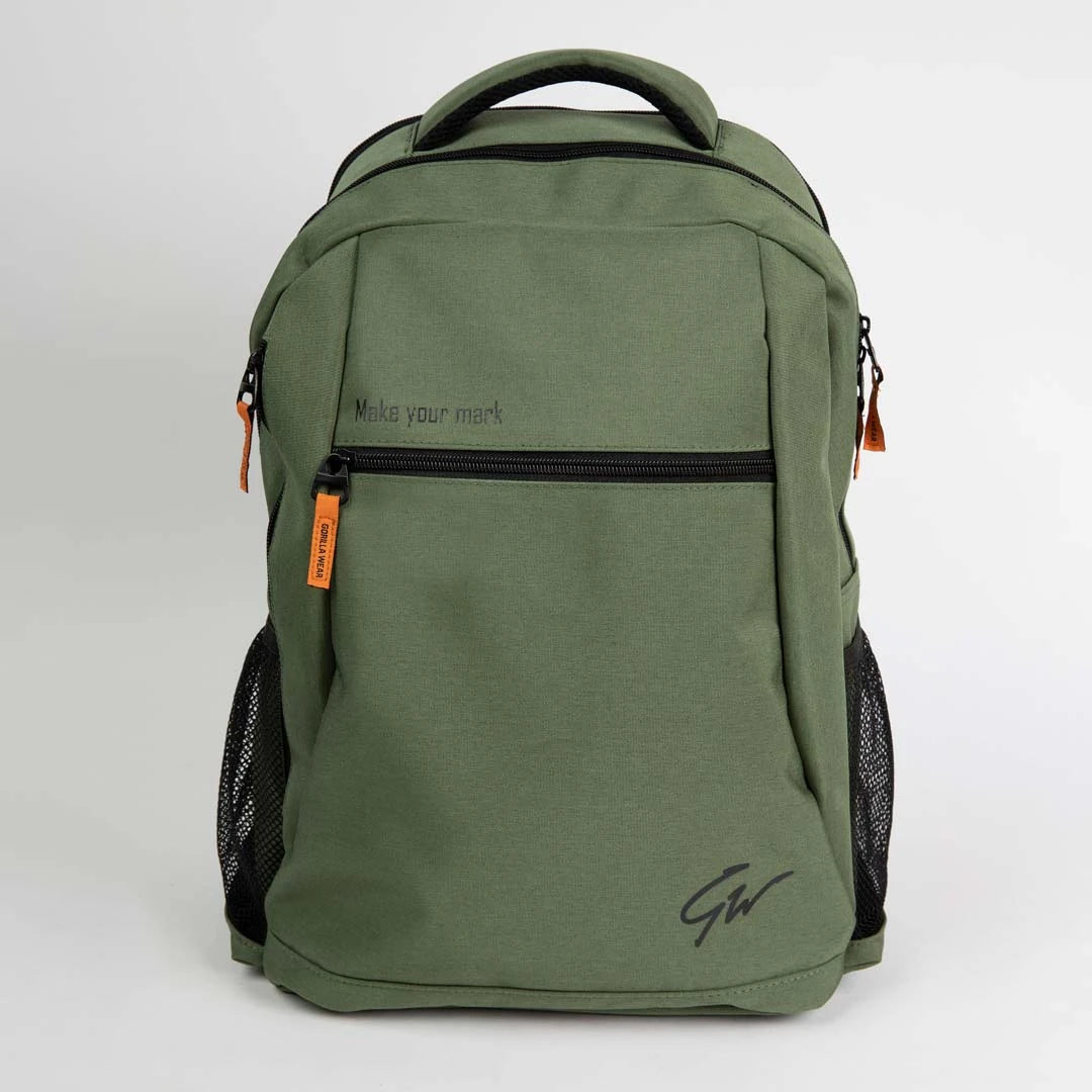 Gorilla Wear Duncan Backpack Army Green on tilava vihreä polyesterinen treenireppu mustilla verkkotaskuilla.