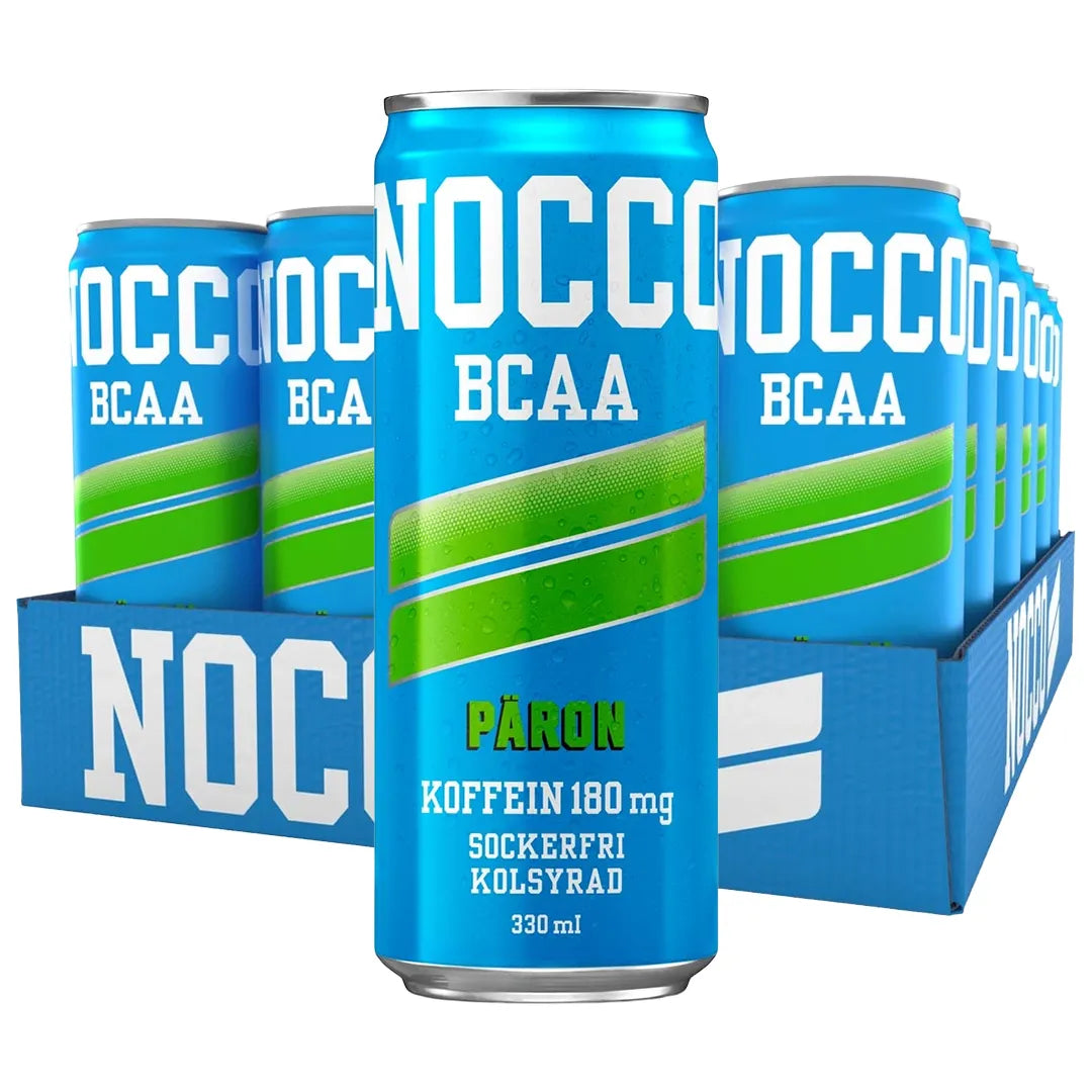 24 x NOCCO Päron 330 ml sinisessä laatikossa vaaleansinisiä energiajuomatölkkejä vihreillä raidoilla., kuva 1/1